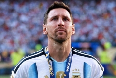 Messi bất ngờ khiến người hâm mộ tan vỡ