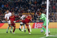 Real Madrid ngược dòng không tưởng trước AS Roma tại Champions League