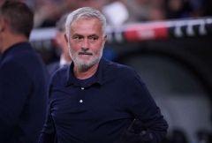 Mourinho gây bão sau trận thắng Sevilla: 'Hãy cho tôi xem bằng chứng'