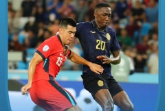 Trực tiếp Campuchia 0-1 Singapore: Tấn công dữ dội