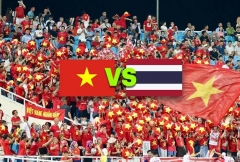 Truyền thông Thái Lan choáng váng vì hành động của CĐV Việt Nam