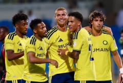 Ronaldo nhanh như điện, Al Nassr ngược dòng nghẹt thở trước Al-Taawoun