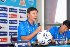HLV Kim Sang Sik nói gì sau chiến thắng giúp ĐT Việt Nam đặt một chân vào chung kết AFF Cup?