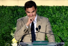“Đây không phải lời tạm biệt”: Roger Federer nghẹn ngào trong ngày ghi danh vào Sảnh Danh vọng
