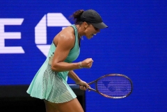 “Nữ hoàng sức mạnh” vượt qua bóng ma ám ảnh tại vòng 1 US Open