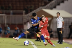 Trực tiếp bóng đá HAGL 0-0 CA TP HCM: Đôi công hấp dẫn