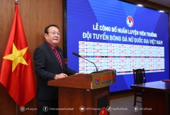 Vừa nhận chức, tân HLV ĐT Việt Nam nói thẳng về cầu thủ Việt kiều