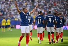 Mbappe bắt kịp Messi, Pháp đại thắng Thuỵ Điển để vào vòng 1/8 World Cup