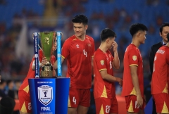 CHÍNH THỨC: Trung vệ cao nhất lịch sử ĐT Việt Nam lỡ hẹn FIFA ASEAN Cup