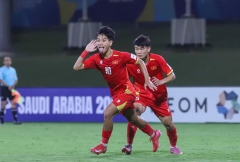 CHÍNH THỨC: Thần đồng 2k9 đưa Việt Nam đi World Cup ra mắt V-League