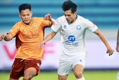 Trực tiếp Nam Định 0-1 HAGL: Phòng ngự lỏng lẻo