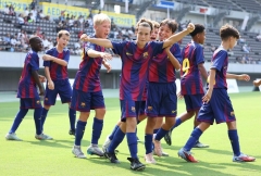 KHÓ TIN: Đội bóng của Lào hạ Barca tại giải trẻ thế giới