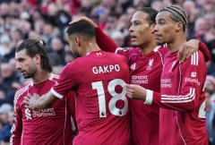 Liverpool lập kỷ lục lạ, thách thức Arsenal ở 'vũ khí' bóng chết