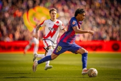 Barcelona thắng trận thứ 5 liên tiếp, xây chắc ngôi đầu La Liga