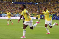 Trực tiếp bóng đá Scotland 0-2 Brazil: Vinicius lập cú đúp