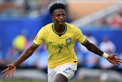 Neymar tái xuất, Vinicius bùng nổ đưa Brazil vào vòng knock-out