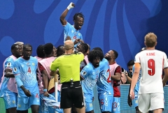 Trực tiếp bóng đá Anh 0-1 CHDC Congo: Địa chấn xảy ra
