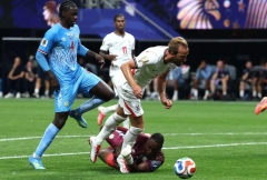 VAR gây bão sau màn ngược dòng của tuyển Anh trước Congo