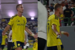 Cristiano Ronaldo nổi giận với quyết định đúng đắn của HLV Al Nassr