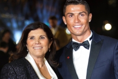'Mẹ nói phải nghe', Ronaldo gia nhập bến đỗ cuối cùng trong sự nghiệp?