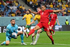 Trực tiếp Úc 0-0 Đan Mạch: Đôi công hấp dẫn