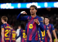 Chiến thắng thuyết phục, Barca vươn lên đầu bảng