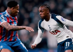 Thua sốc, Tottenham chìm sâu khủng hoảng và sát khu vực xuống hạng