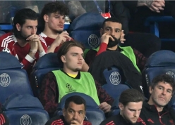 HLV Arne Slot tiết lộ lý do Salah không ra sân trong trận thua trước PSG