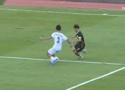 CĐV Lào đồng loạt phản ứng khi thua 0-8 trước Úc