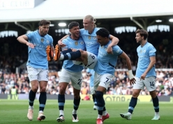 Aston Villa phá hỏng ngày chia tay của Pep Guardiola tại Etihad