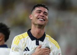 Ronaldo tái xuất Santiago Bernabeu sau 8 năm rời đi?