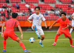CĐV Trung Quốc vỡ òa sau khi giành HCĐ ASIAD 2026