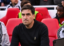 HLV Liverpool bức xúc trọng tài sau thất bại 0-3 trước Man City