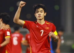 Đình Bắc mua xe tặng bố, xây nhà cho mẹ ở tuổi 22