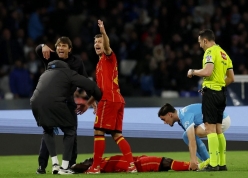 Sao Serie A đột quỵ trên sân, HLV Conte bàng hoàng tột độ