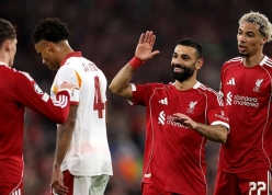 Salah rực sáng, Liverpool đè bẹp Galatasaray để giành vé tứ kết