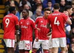 Chelsea gục ngã trước Nottingham, cánh cửa Champions League dần khép lại