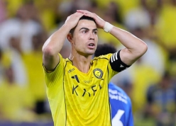 NÓNG: Al Nassr của Ronaldo liên tiếp nhận 2 đòn giáng cực nặng