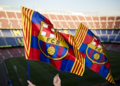 CHÍNH THỨC: Barca ký thành công với 'máy tạt bóng' được thèm khát ở châu Âu