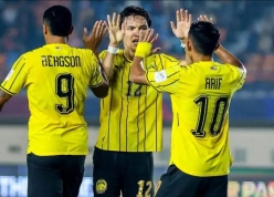 Báo Malaysia công bố tin vui kép, bất ngờ nhắc thẳng tên ĐT Việt Nam