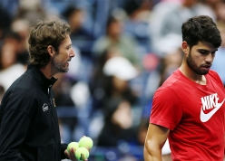 Alcaraz lần đầu nhắc về 'người ấy' trước thềm dự Australian Open 2026