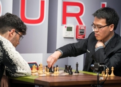 Lê Quang Liêm hạ kì thủ cờ chớp số 1 thế giới, đăng quang siêu giải danh giá