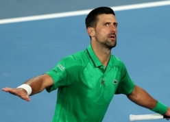 Djokovic vào tứ kết Australian Open 2026 mà không mất giọt mồ hôi nào