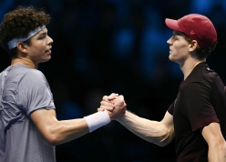 Thắng dễ Shelton, Sinner đụng Djokovic bán kết Australian Open 2026