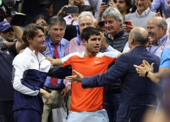 Alcaraz bị chỉ trích vì quên ơn thầy cũ