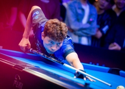 Dương Quốc Hoàng thắng đậm nhà vô địch billiards thế giới