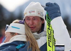 Ngôi sao Olympic thừa nhận ngoại tình sau khi giành huy chương, người cũ nói không tha thứ
