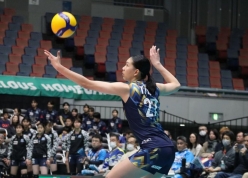 Bích Thủy ghi dấu ấn, Okayama Seagulls vẫn chịu thua đương kim á quân Nhật Bản