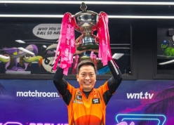 Dương Quốc Hoàng đếm tiền mỏi tay nhờ chức vô địch Premier League Pool 2026