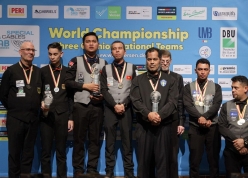 Vô địch thế giới, cơ thủ carom 3 băng Việt Nam vẫn nhận chỉ trích?